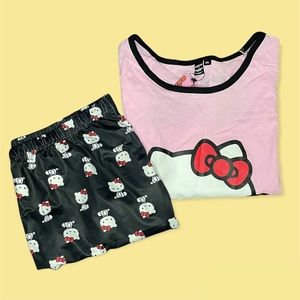 hello kitty pj set!